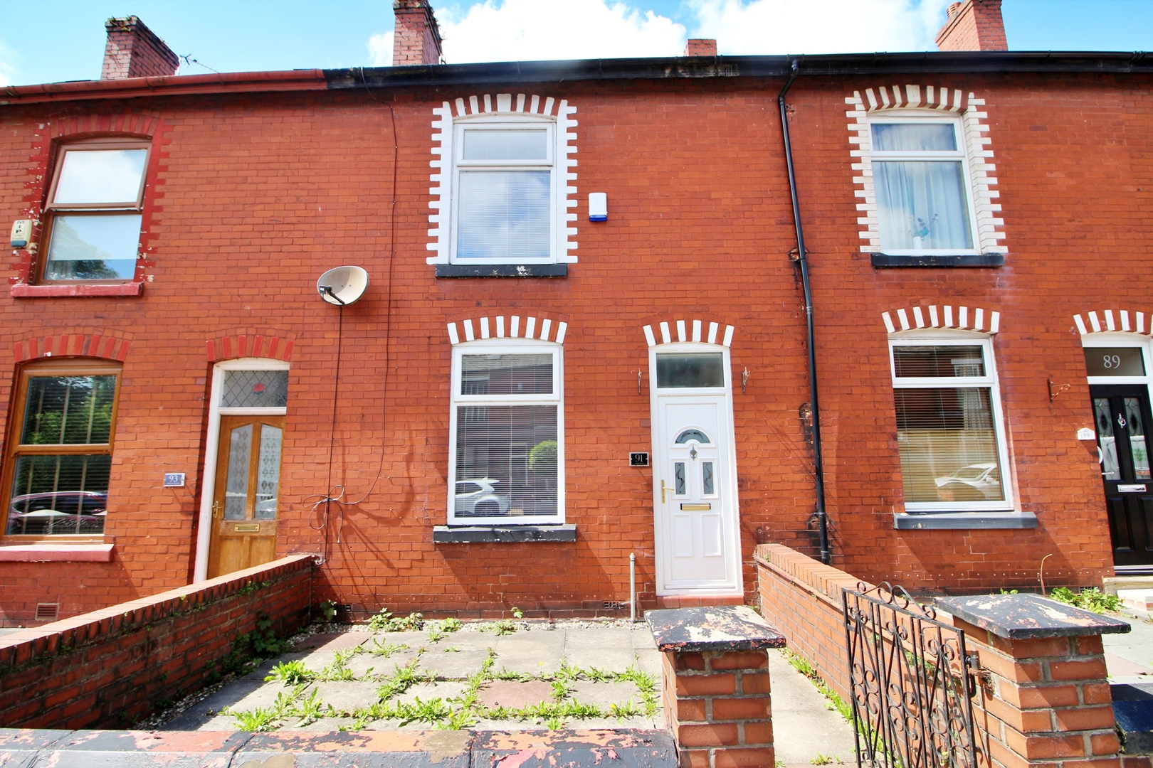 Leigh Road