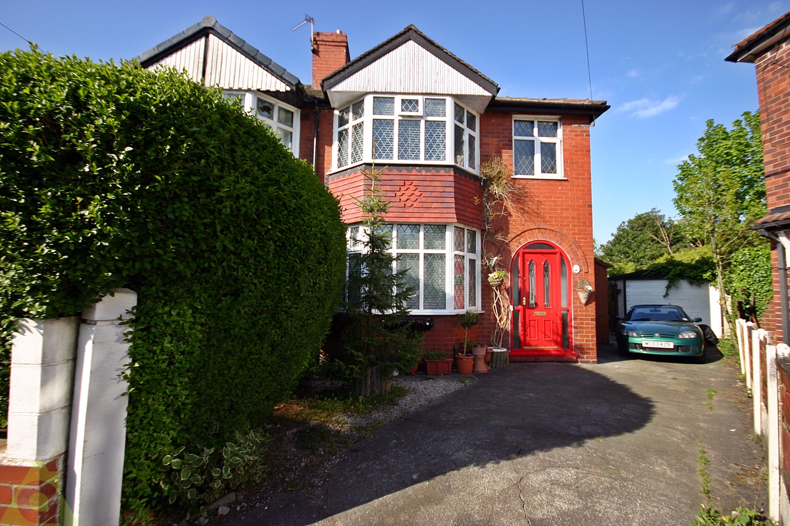 Lowood Avenue